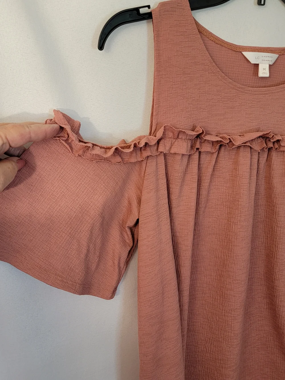 Lauren Conraf Cold-Shoulder Ruffle Top Size M